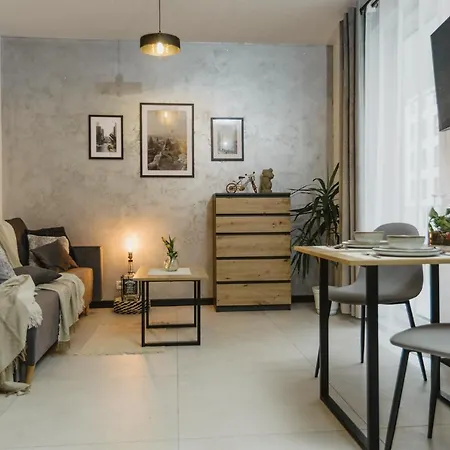 Foxtrot, F210 * לובלין