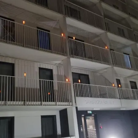 Foxtrot, F210 Διαμέρισμα